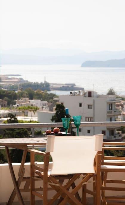 Wide-View & Quiet Apartment Chania Chrissi Akti Chania Exterior foto