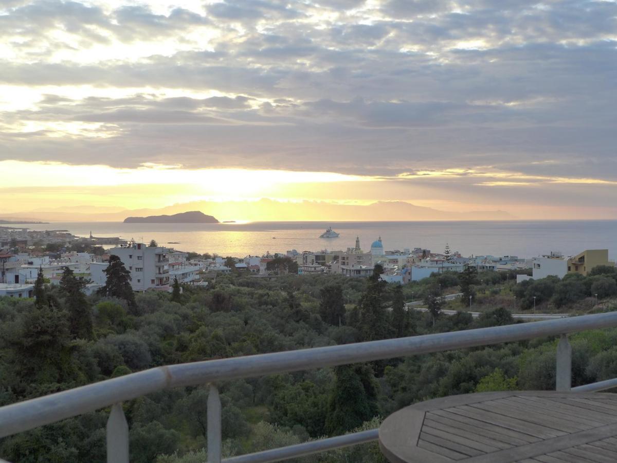 Wide-View & Quiet Apartment Chania Chrissi Akti Chania Exterior foto